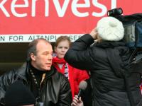 Gå til album Gå til album